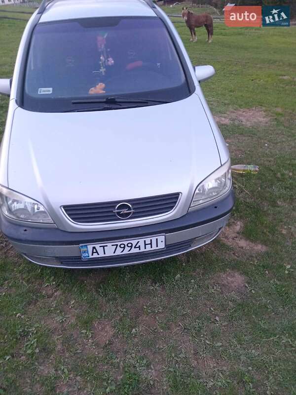 Opel Zafira 2001