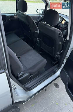 Минивэн Opel Zafira 2003 в 