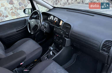 Минивэн Opel Zafira 2003 в 