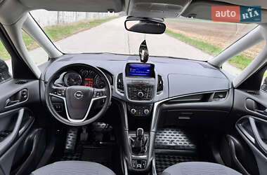 Мінівен Opel Zafira 2013 в 
