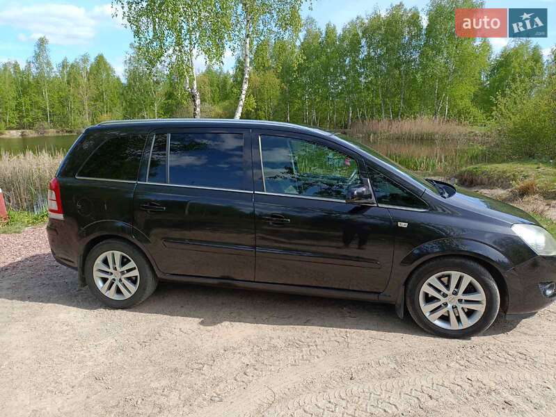 Мінівен Opel Zafira 2009 в Овручі