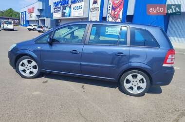 Минивэн Opel Zafira 2008 в 