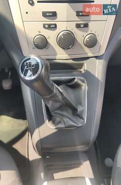 Минивэн Opel Zafira 2008 в 