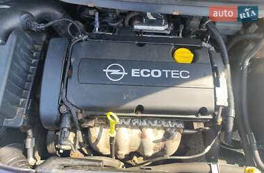 Минивэн Opel Zafira 2008 в 
