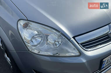 Мінівен Opel Zafira 2009 в 