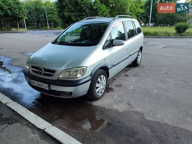 Мінівен Opel Zafira 2003 в Рівному