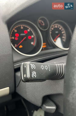 Минивэн Opel Zafira 2008 в 