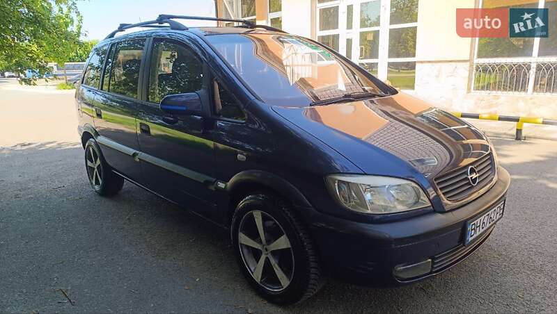 Мінівен Opel Zafira 2001 в 