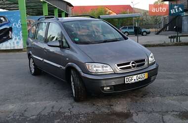 Минивэн Opel Zafira 2005 в 