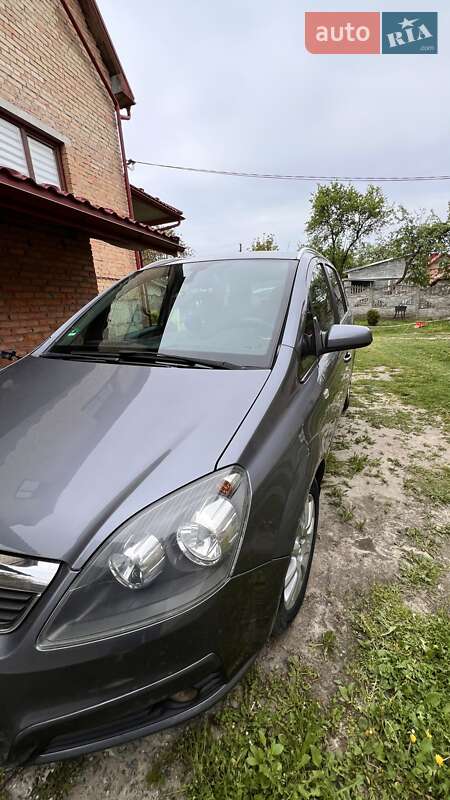 Минивэн Opel Zafira 2007 в Львове