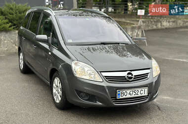 Минивэн Opel Zafira 2009 в 