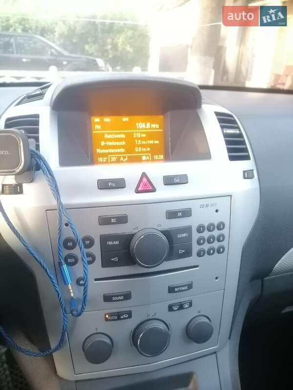 Мінівен Opel Zafira 2009 в Києві