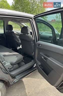 Мінівен Opel Zafira 2012 в 