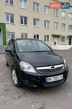 Мінівен Opel Zafira 2012 в 