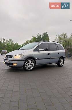 Минивэн Opel Zafira 2002 в Надворной