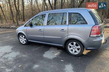 Минивэн Opel Zafira 2006 в 