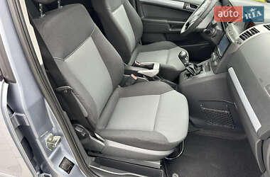 Мінівен Opel Zafira 2006 в 