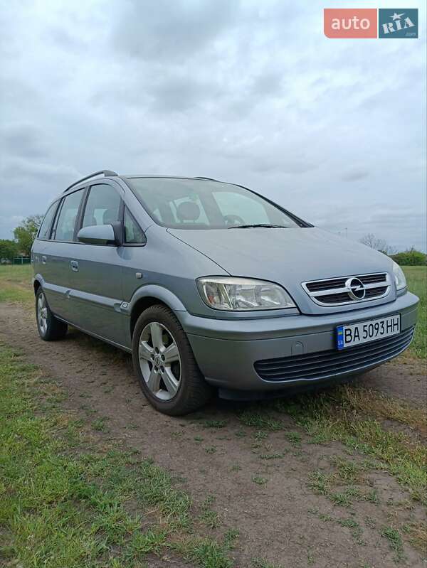 Мінівен Opel Zafira 2004 в 