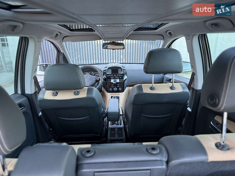Мінівен Opel Zafira 2010 в Луцьку