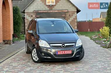 Минивэн Opel Zafira 2009 в 