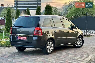 Минивэн Opel Zafira 2009 в 