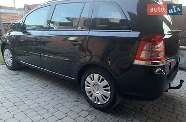 Мінівен Opel Zafira 2011 в 