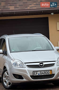 Минивэн Opel Zafira 2008 в Белой Церкви