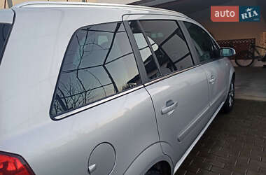 Мінівен Opel Zafira 2009 в 