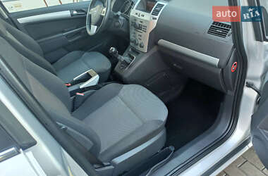 Мінівен Opel Zafira 2009 в 