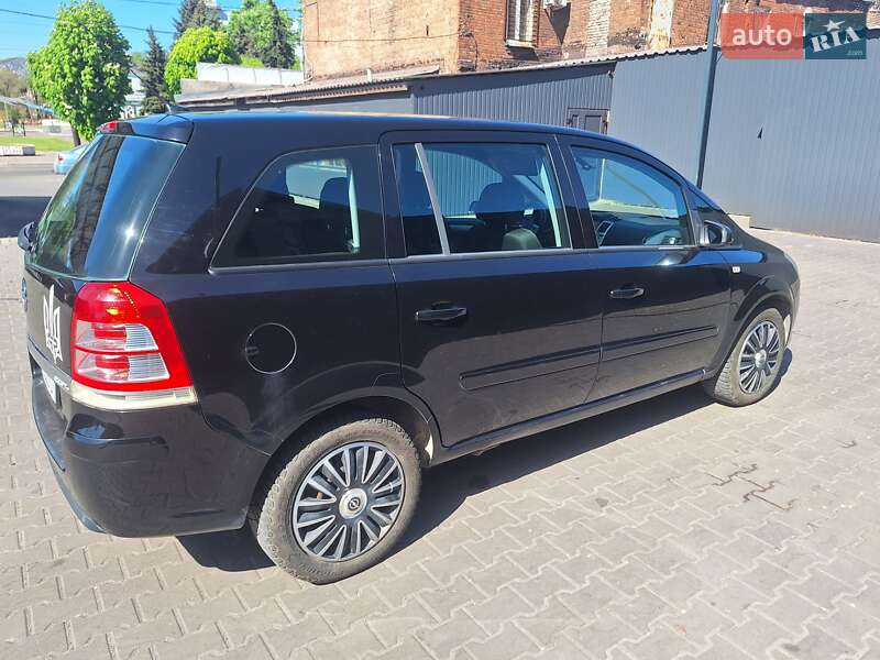 Opel Zafira 2008