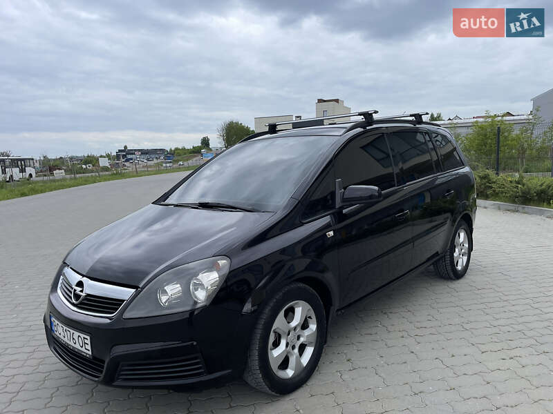 Мінівен Opel Zafira 2005 в Львові