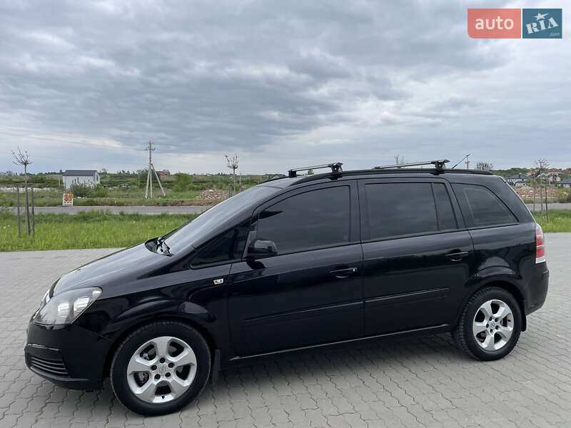 Мінівен Opel Zafira 2005 в Львові