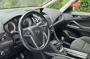 Мінівен Opel Zafira 2013 в 