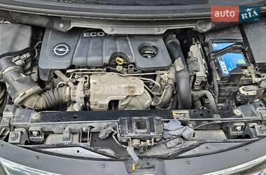 Мінівен Opel Zafira 2013 в 