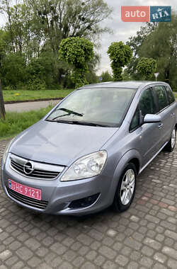 Мінівен Opel Zafira 2009 в Бродах