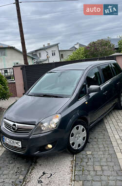 Мінівен Opel Zafira 2011 в 