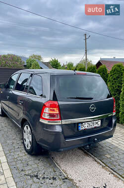 Мінівен Opel Zafira 2011 в 