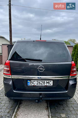 Мінівен Opel Zafira 2011 в 