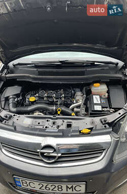 Мінівен Opel Zafira 2011 в 
