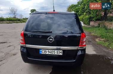 Минивэн Opel Zafira 2009 в 
