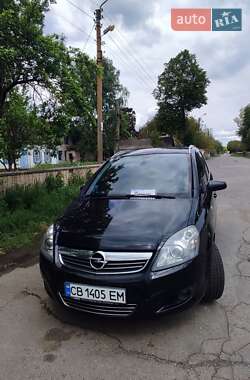 Минивэн Opel Zafira 2009 в 
