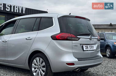 Мінівен Opel Zafira 2012 в 