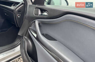 Мінівен Opel Zafira 2012 в 