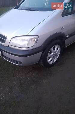 Минивэн Opel Zafira 2004 в 