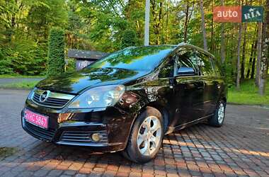 Мінівен Opel Zafira 2005 в Дрогобичі