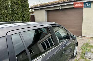 Мінівен Opel Zafira 2013 в 