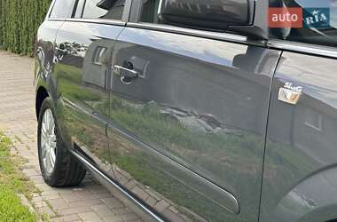 Мінівен Opel Zafira 2013 в 