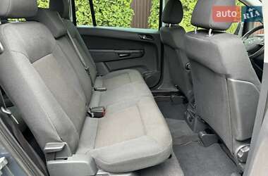 Мінівен Opel Zafira 2013 в 