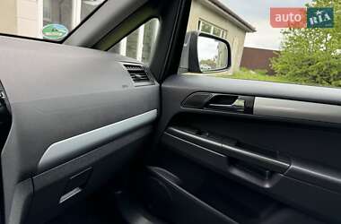 Мінівен Opel Zafira 2013 в 