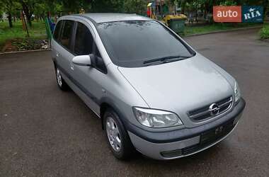 Минивэн Opel Zafira 2003 в Сумах
